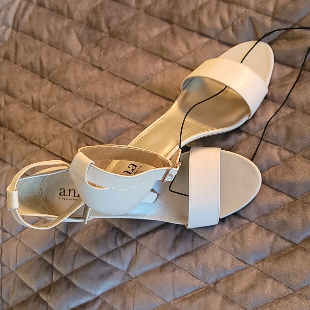 White open toe sandle- 2 inch heel